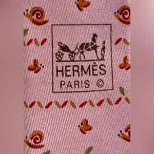 Hermes Pink snail tie
